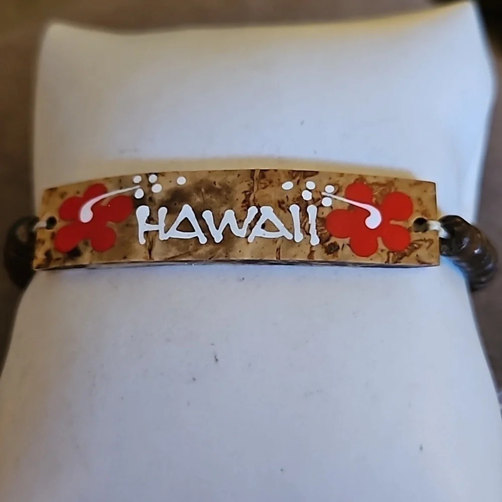 3/$30 Handpainted Hawaiian Beaded Coconut Shell Tourist Stretch Bracelet